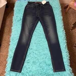 BNWT Girls size 16 Justice jeans